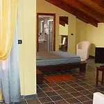 L'angolo Di Rosina Con Ristorante