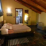 Bed & Breakfast L'angolo Di Rosina Con Ristorante 4*