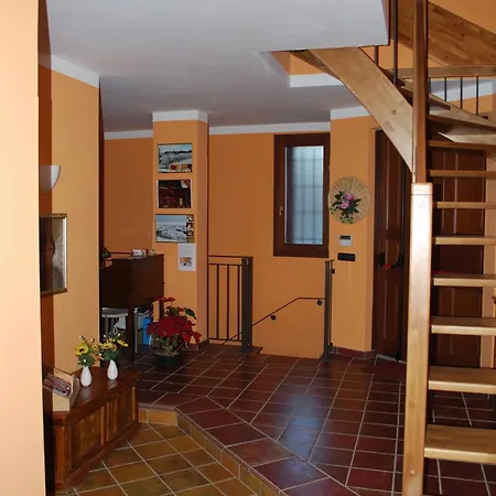 Bed & Breakfast L'angolo Di Rosina Con Ristorante Novello