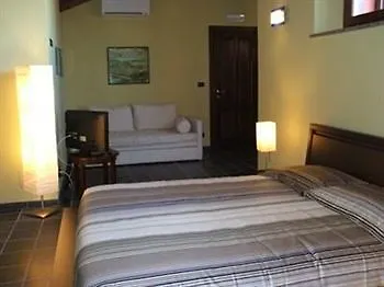 L'angolo Di Rosina Con Ristorante Bed & Breakfast