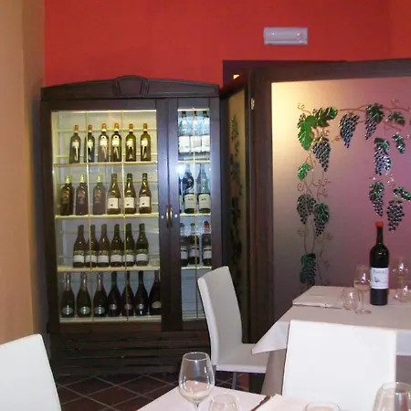 L'angolo Di Rosina Bed & Breakfast 3*